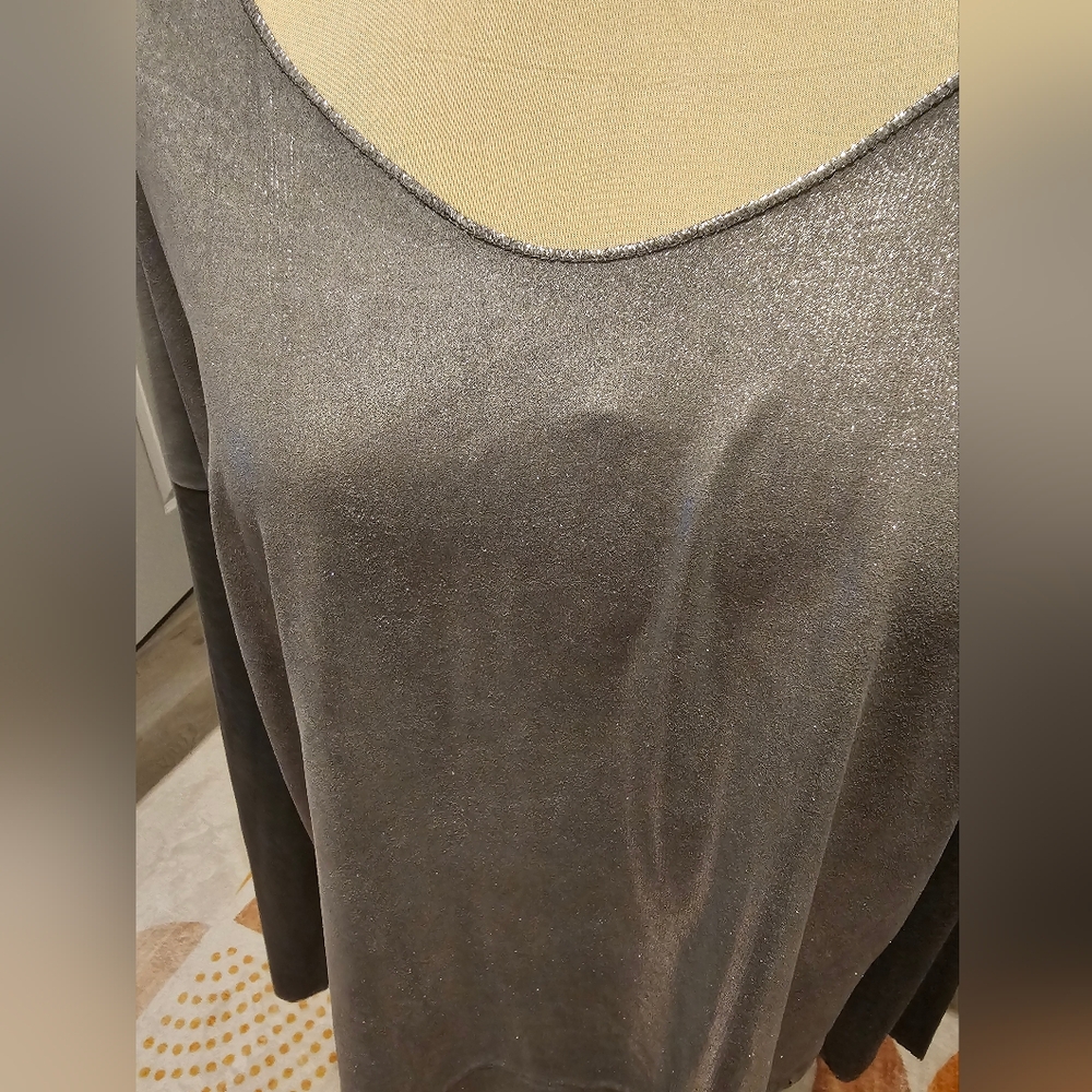 Tempo Paris Oversized Shimmering Grey Women's Top Sz M/L - Picture 10 of 13